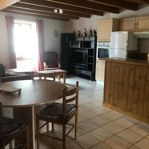 chez-nous-chilhac.hotels-rhonealpes.com/