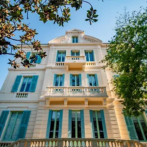 Hostel Banana's Camp, Cannes